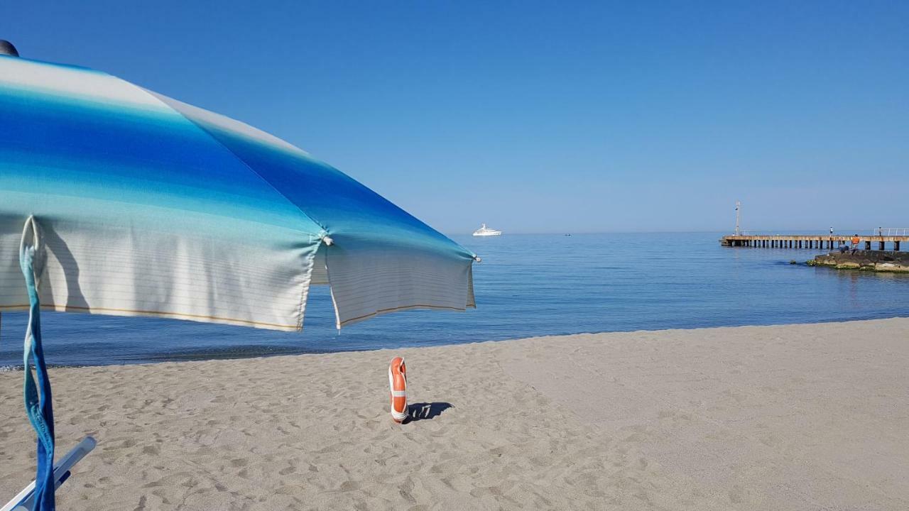 Villetta Cinquale Versilia エクステリア 写真